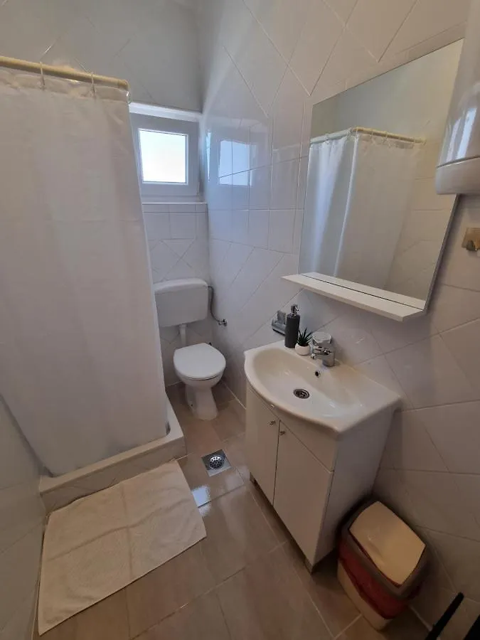 Apartments Lili Биоград-на-Мору Хорватия
