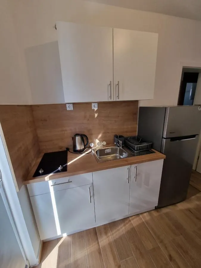 Apartments Lili Биоград-на-Мору Хорватия
