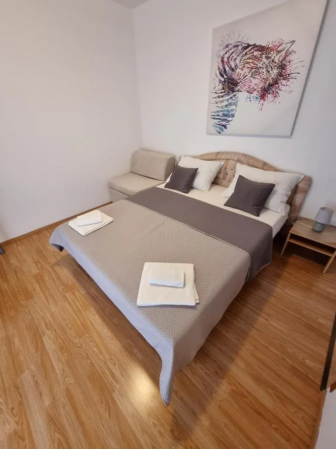 Apartments Lili Biograd Na Moru