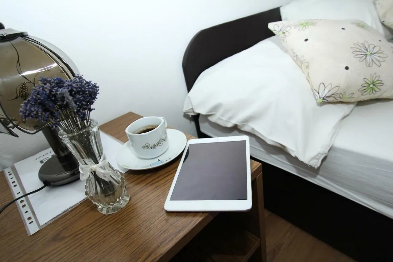 Apartments Lili Биоград-на-Мору